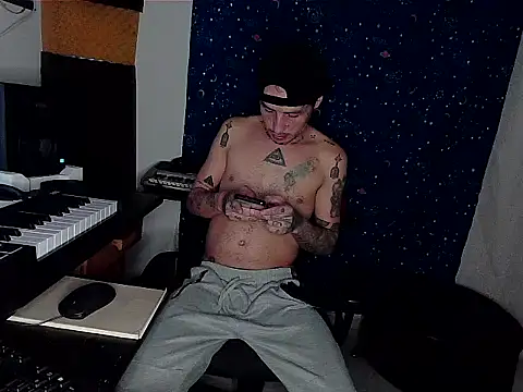 patrik tattoo  online show from 01/28/25, 06:16