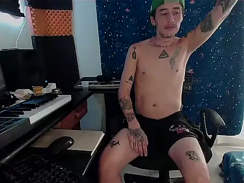 patrik tattoo  online show from 03/02/25, 03:05