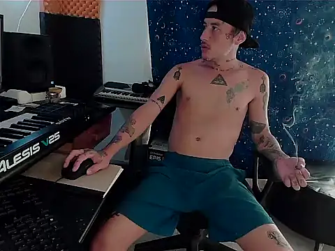 patrik tattoo  online show from 03/12/25, 04:02