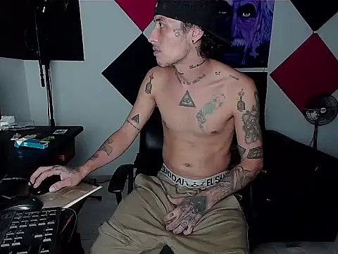 patrik tattoo  online show from 09/30/25, 05:01