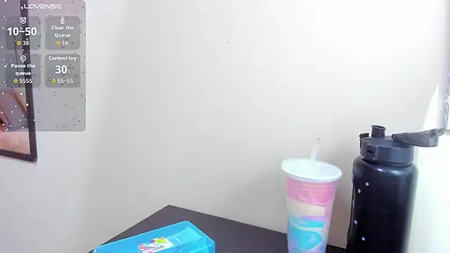 tutu milf online show from 10/27/25, 07:07