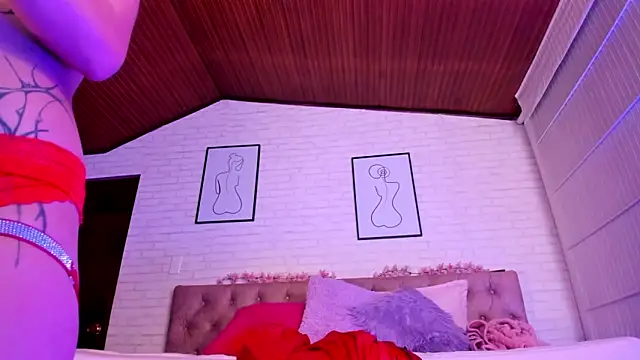 Snapshot of Kitty_Pam chatting on 10/04/25, 09:18 Kitty Pam online show from 10/04/25, 09:18