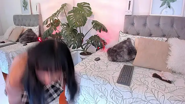 Snapshot of Kitty_Pam chatting on 11/18/25, 09:08 Kitty Pam online show from 11/18/25, 09:08