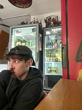 Omaaaaaaa00001 online show from 01/07/25, 09:03