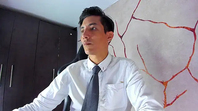 Snapshot of EdwardVlad chatting on 12/11/24, 07:14 EdwardVlad online show from 12/11/24, 07:14