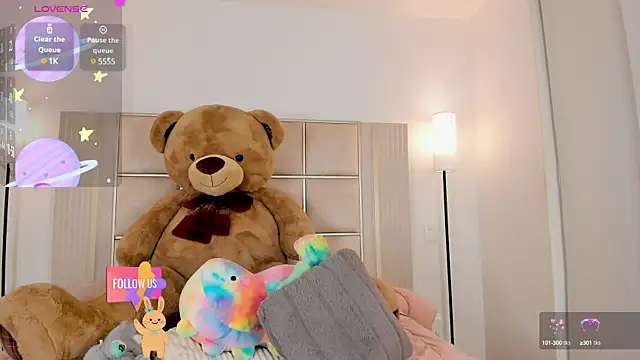 Snapshot of saraamiller_ chatting on 03/05/25, 05:29 saraamiller online show from 03/05/25, 05:29