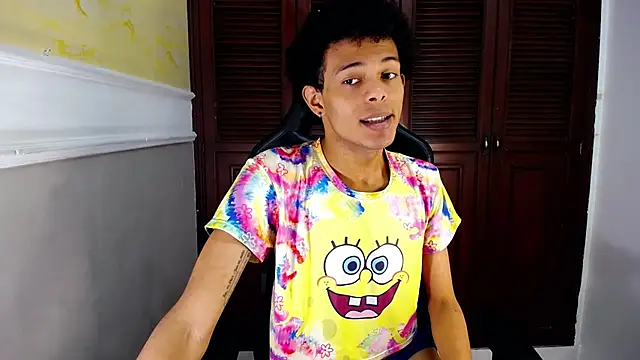 Snapshot of rose_Skinny_ chatting on 09/22/25, 09:17 rose Skinny online show from 09/22/25, 09:17