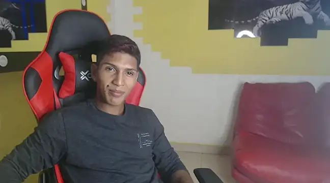 mau elixxx online show from 12/15/24, 02:30