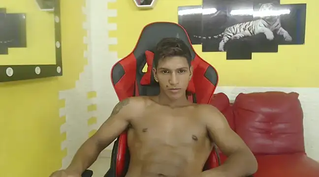 mau elixxx online show from 12/20/24, 06:08