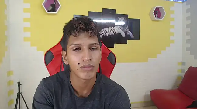 mau elixxx online show from 01/09/25, 07:10