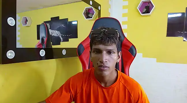 mau elixxx online show from 01/29/25, 05:30