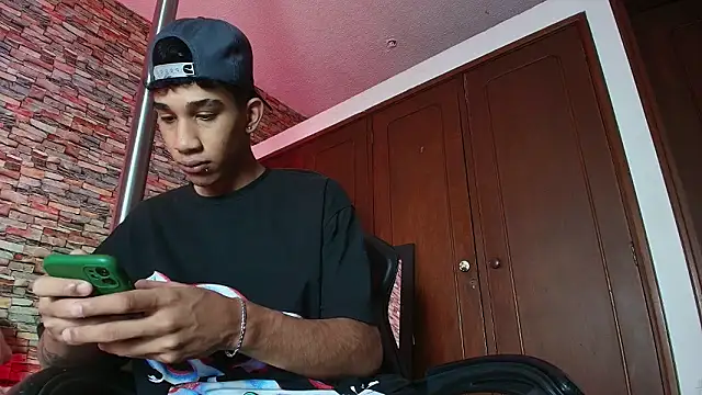 hares mds online show from 02/11/26, 03:39