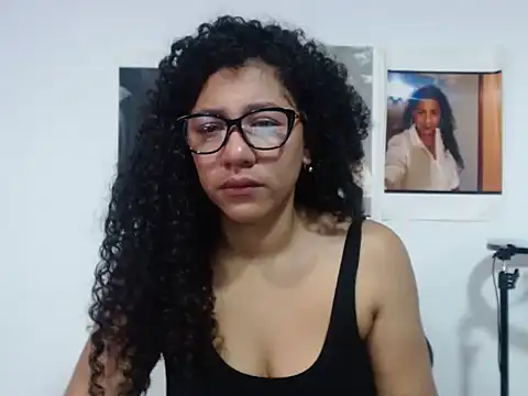 bellacrespalatina online show from 10/16/25, 08:10