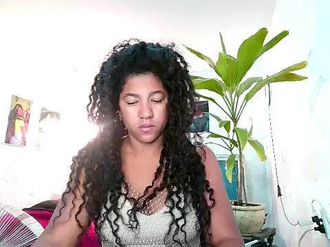 Snapshot of bellacrespalatina chatting on 03/20/26, 01:27 bellacrespalatina online show from 03/20/26, 01:27