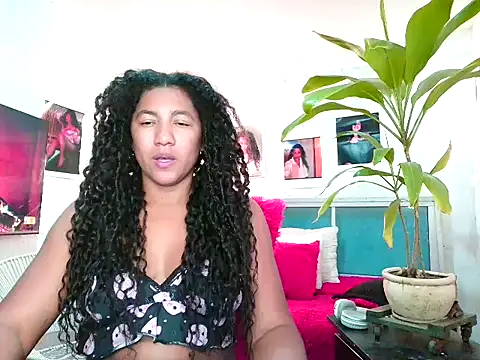 Snapshot of bellacrespalatina chatting on 03/28/26, 04:45 bellacrespalatina online show from 03/28/26, 04:45