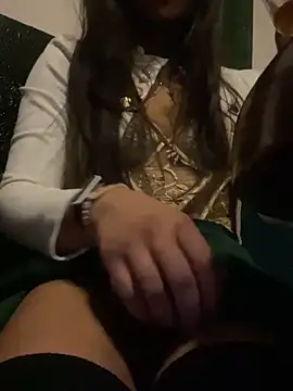 Jade Zephyra online show from 12/23/24, 02:35