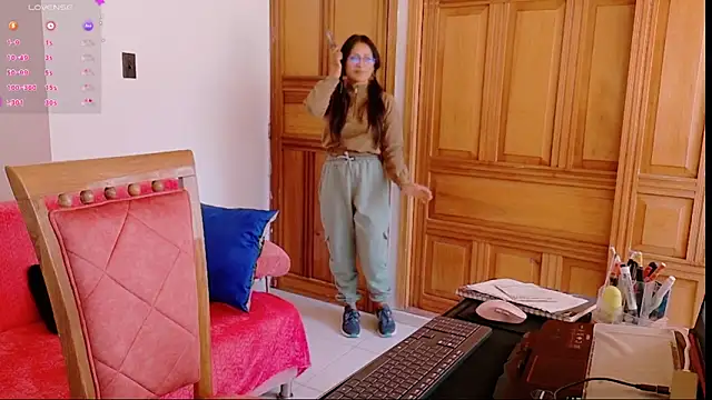 Jade Zephyra online show from 01/21/25, 04:27