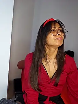 Jade Zephyra online show from 02/19/25, 12:25