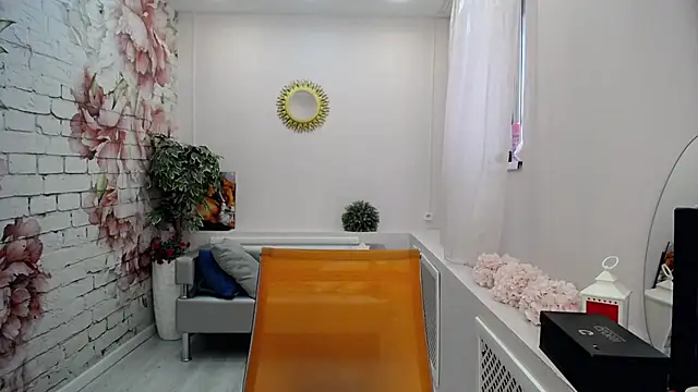 Snapshot of Cutie_Asya chatting on 04/20/26, 04:37 Cutie Asya online show from 04/20/26, 04:37