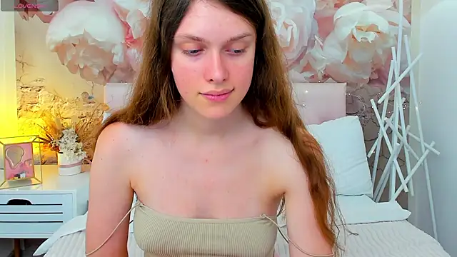 Snapshot of JaneBrowni chatting on 07/26/26, 12:23 JaneBrowni online show from 07/26/26, 12:23