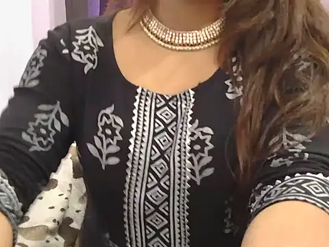 cutie-taara online show from 03/12/25, 05:46