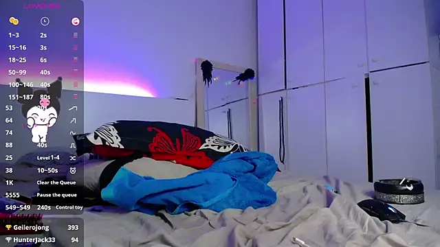 Snapshot of WhiteeXia chatting on 12/08/24, 06:43 WhiteeXia online show from 12/08/24, 06:43