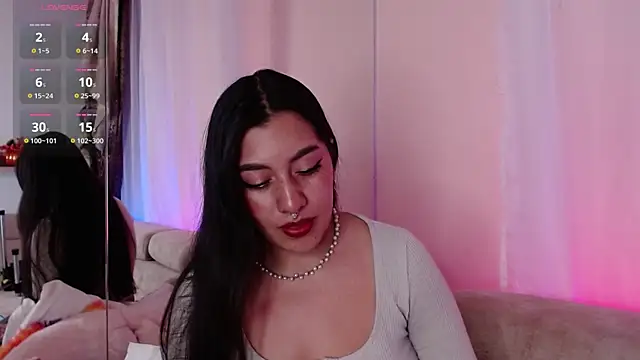 Snapshot of Paulis_gh chatting on 03/19/25, 04:02 Paulis gh online show from 03/19/25, 04:02