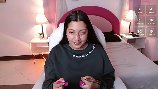 Snapshot of Paulis_gh chatting on 10/03/25, 11:40 Paulis gh online show from 10/03/25, 11:40