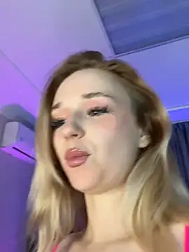 Eva Millss online show from 03/02/25, 01:16