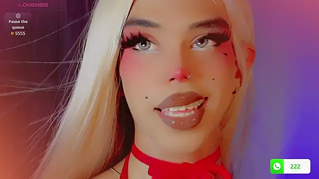 DanniLee  online show from 12/18/25, 09:10