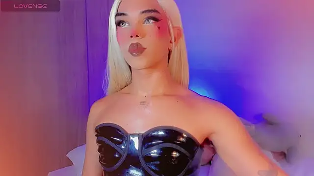 DanniLee  online show from 03/13/26, 07:09