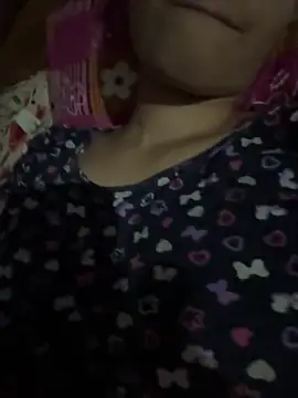 Snapshot of Miss-Kamini chatting on 03/08/25, 12:20 Miss-Kamini online show from 03/08/25, 12:20