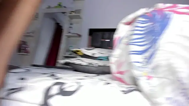 Snapshot of Carol_M8 chatting on 02/05/25, 06:56 Carol M8 online show from 02/05/25, 06:56