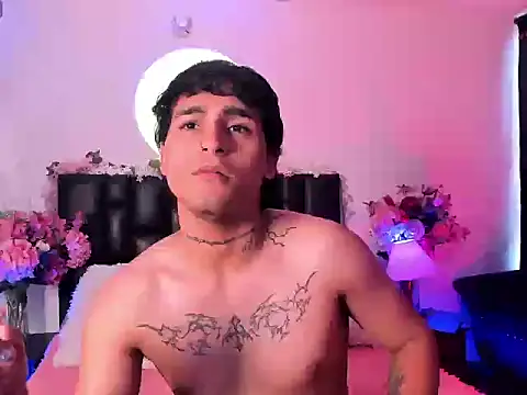 Snapshot of christianwang chatting on 11/01/25, 05:37 christianwang online show from 11/01/25, 05:37