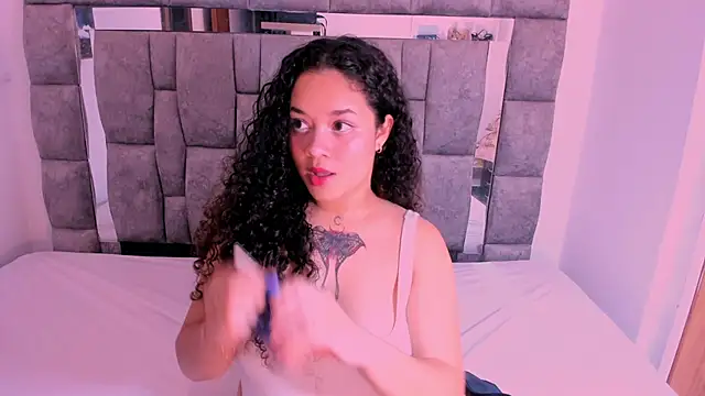 zulyjones online show from 02/03/25, 06:49