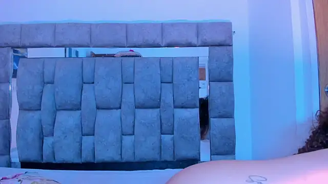 zulyjones online show from 02/21/25, 10:15