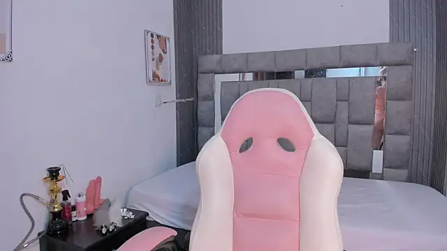 zulyjones online show from 11/01/25, 11:56