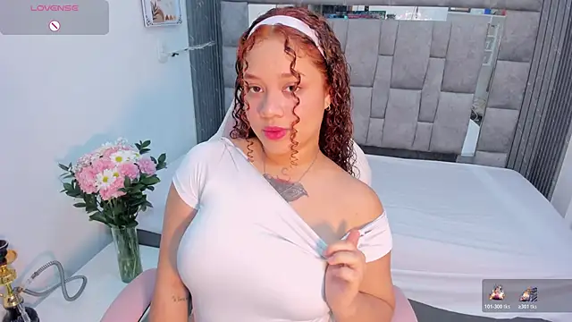 zulyjones online show from 12/15/25, 12:42