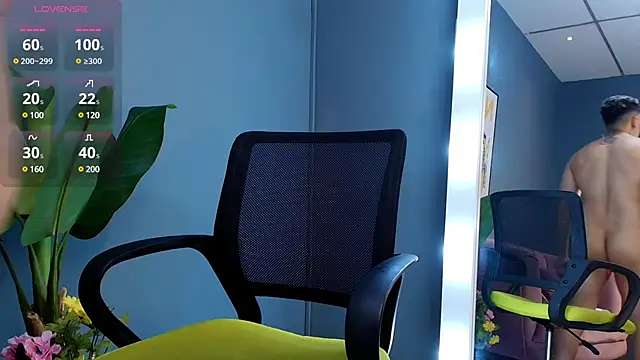 Snapshot of Zack_Miller24 chatting on 01/22/25, 05:17 Zack Miller24 online show from 01/22/25, 05:17