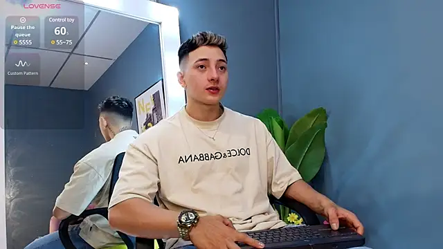 Snapshot of Zack_Miller24 chatting on 01/25/25, 02:25 Zack Miller24 online show from 01/25/25, 02:25