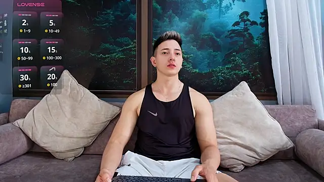 Snapshot of Zack_Miller24 chatting on 01/29/25, 02:21 Zack Miller24 online show from 01/29/25, 02:21