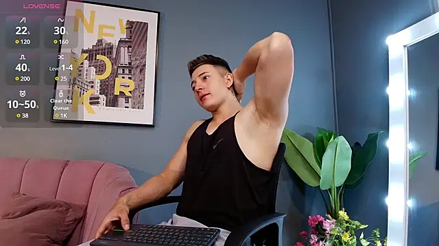 Snapshot of Zack_Miller24 chatting on 02/13/25, 02:31 Zack Miller24 online show from 02/13/25, 02:31