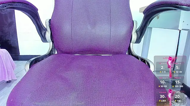 Brithanyslim online show from 02/25/25, 10:50