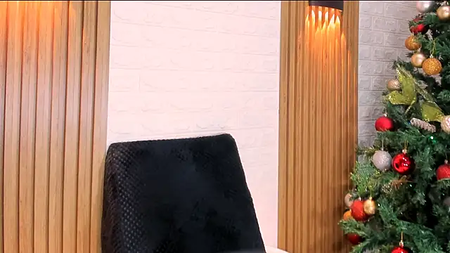 Annyy Ricee28 online show from 01/03/25, 04:16