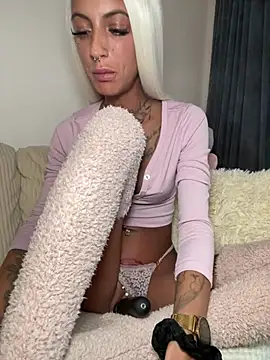 mrs skinny goddess online show from 05/17/26, 04:58