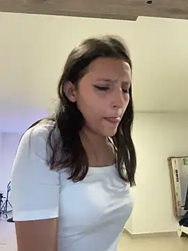 EmySofia online show from 12/20/24, 10:22