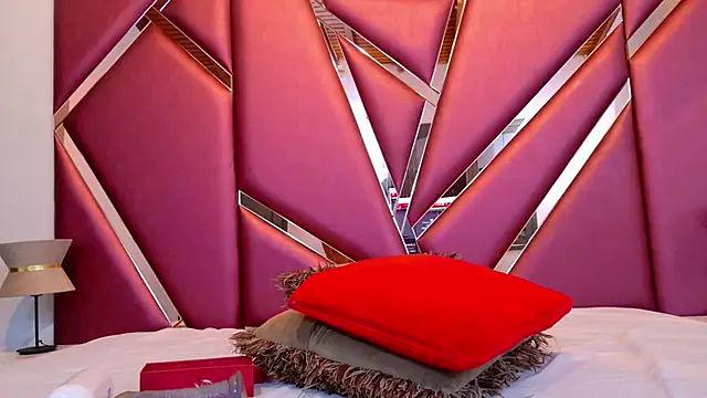 Snapshot of RebecaRelish chatting on 03/14/25, 04:21 RebecaRelish online show from 03/14/25, 04:21