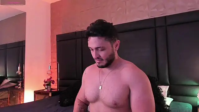 Snapshot of JossAckland chatting on 11/05/25, 07:36 JossAckland online show from 11/05/25, 07:36