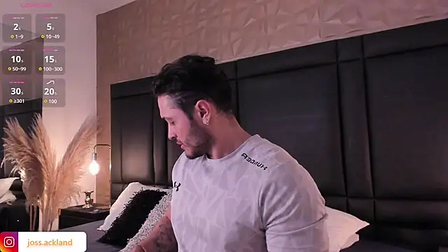 Snapshot of JossAckland chatting on 12/05/25, 07:54 JossAckland online show from 12/05/25, 07:54