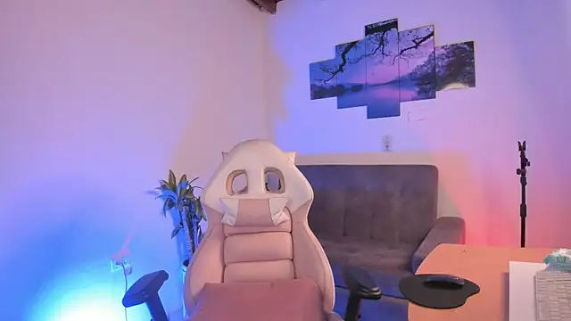 odelei online show from 02/28/25, 07:37